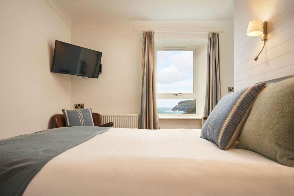 טינטאג'ל Port William Inn מראה חיצוני תמונה