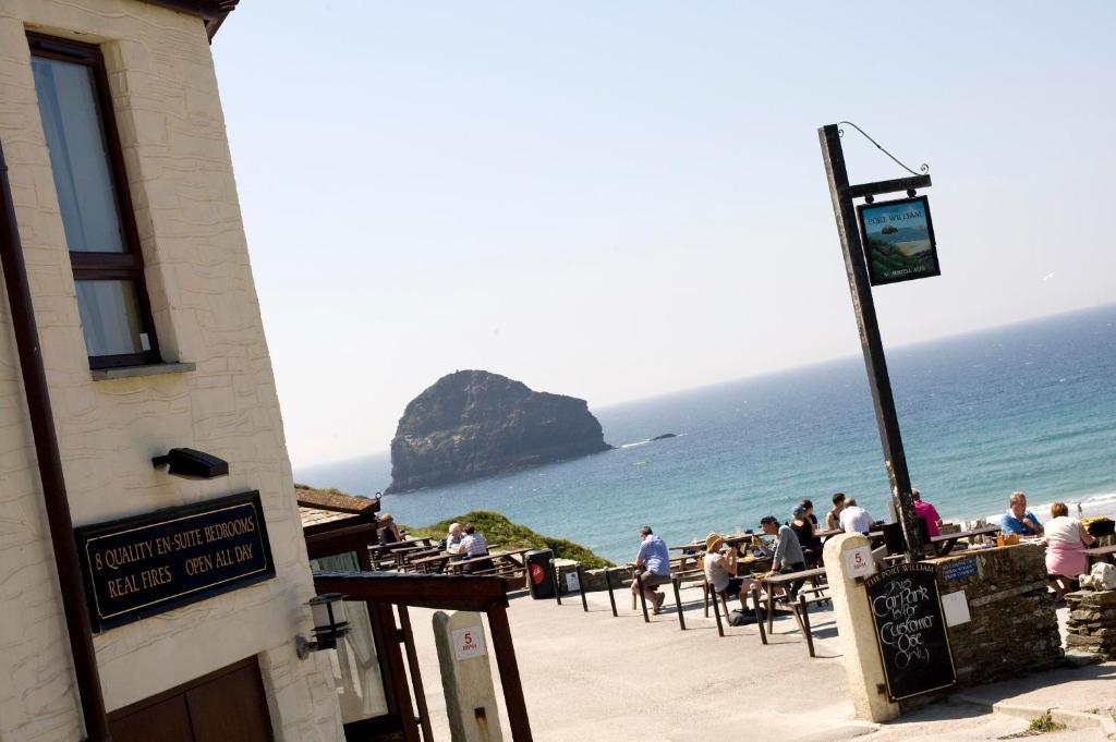 טינטאג'ל Port William Inn מראה חיצוני תמונה